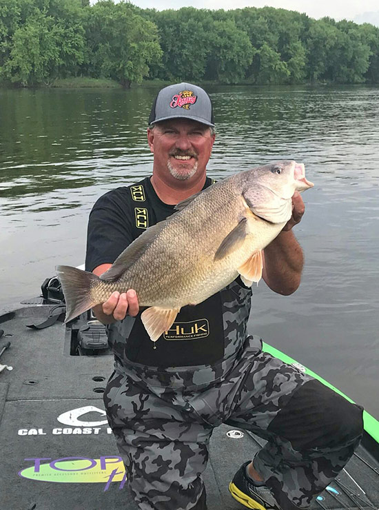 Team Tales from the Trail: FLW Tour Mississippi River - Baits.com